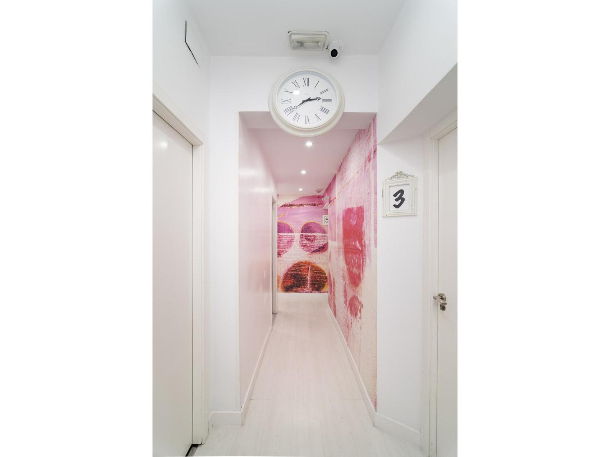Pension Foster Madrid Bagian luar foto