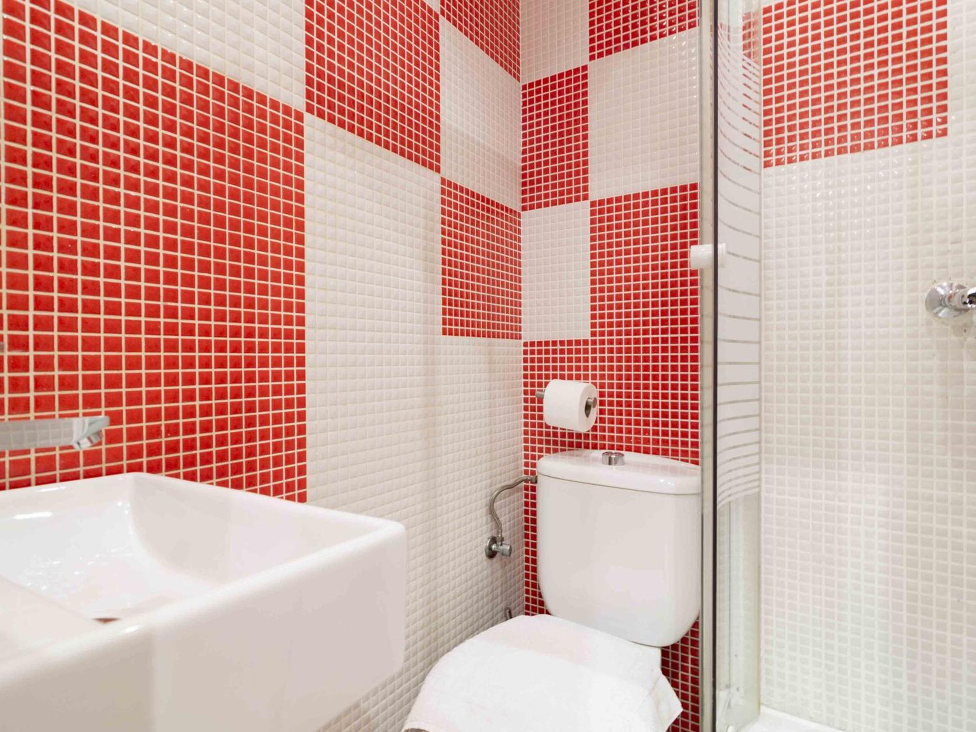 Pension Foster Madrid Bagian luar foto